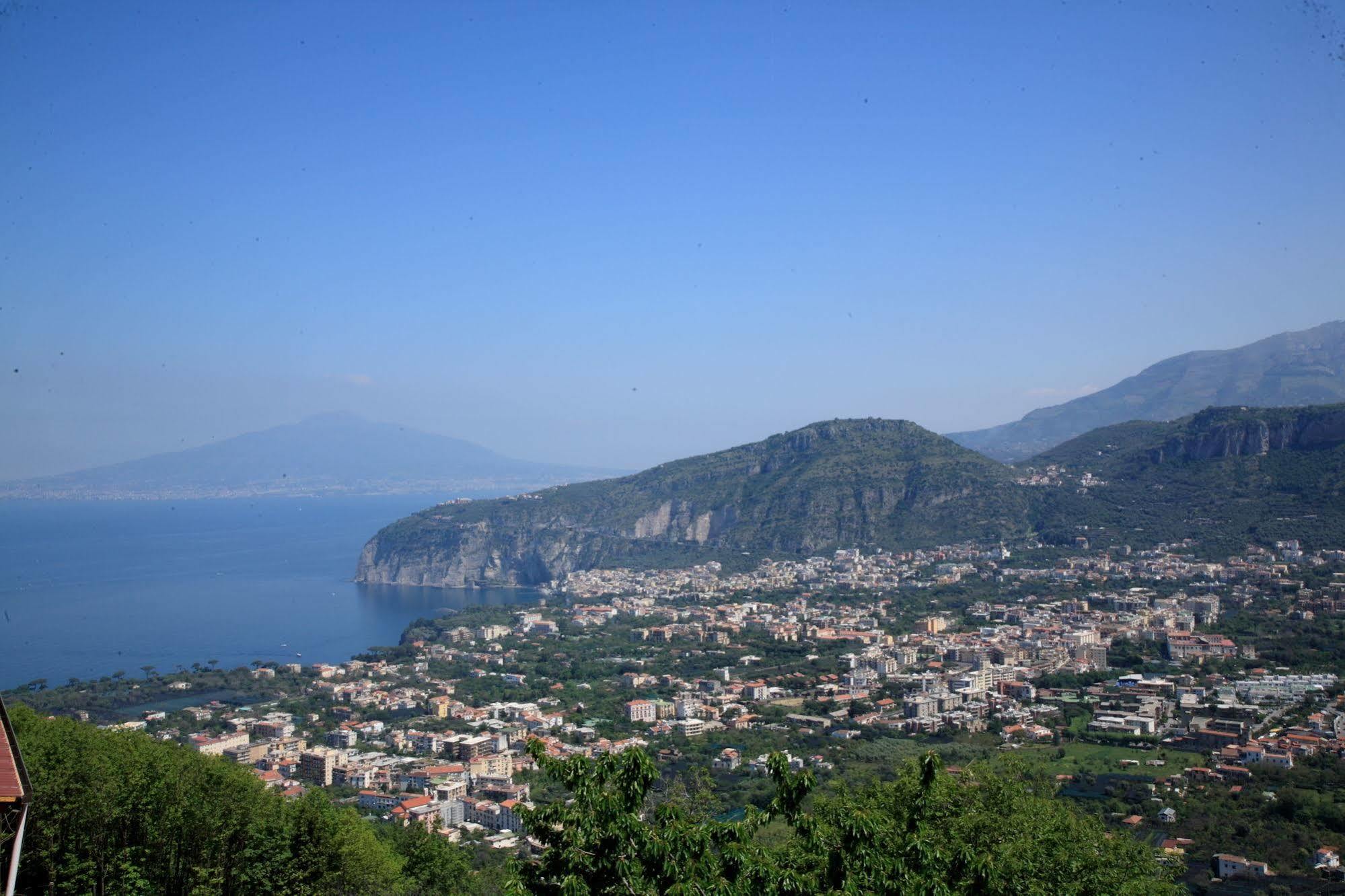 Villa Monica B&B Sorrento Kültér fotó