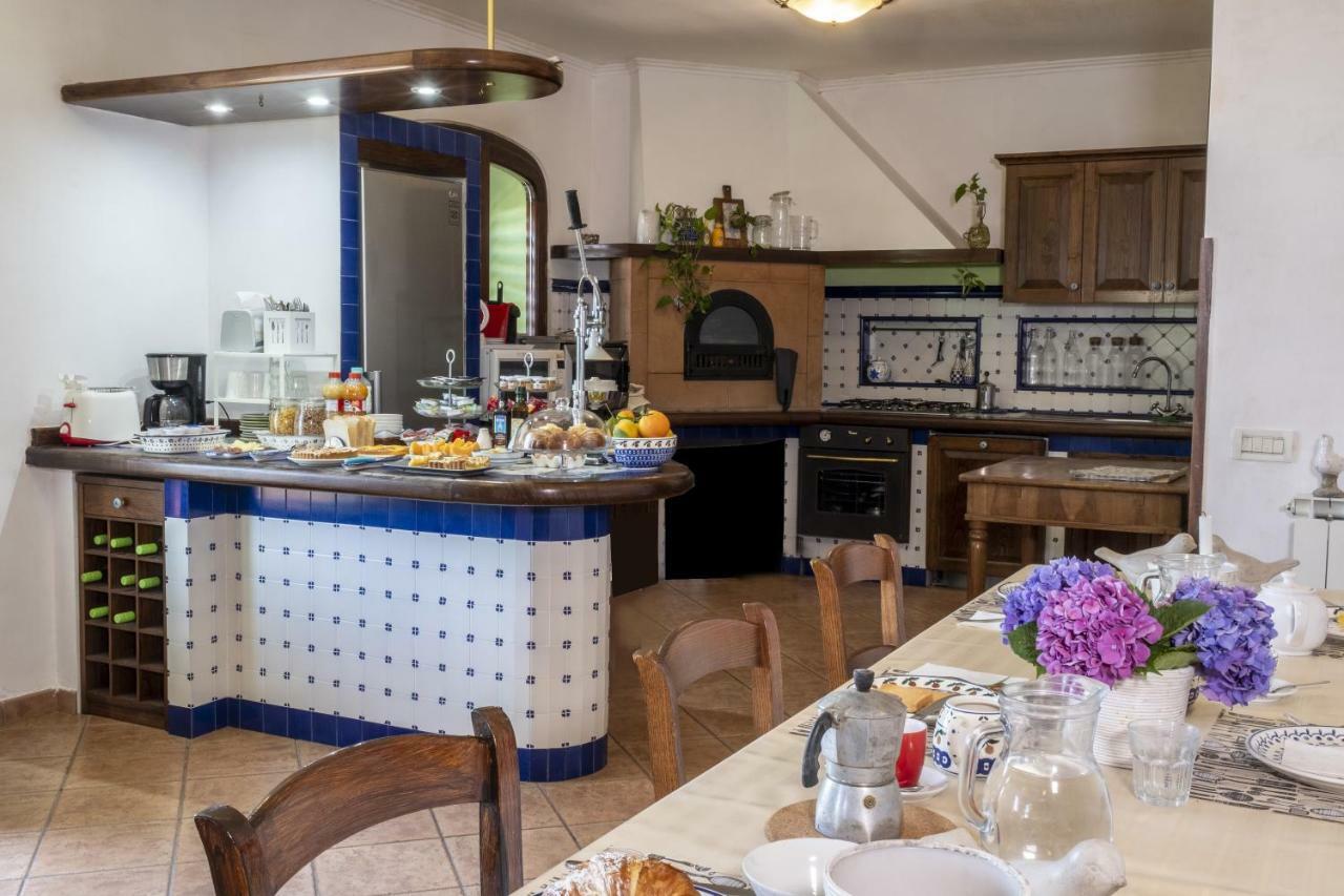 Villa Monica B&B Sorrento Kültér fotó