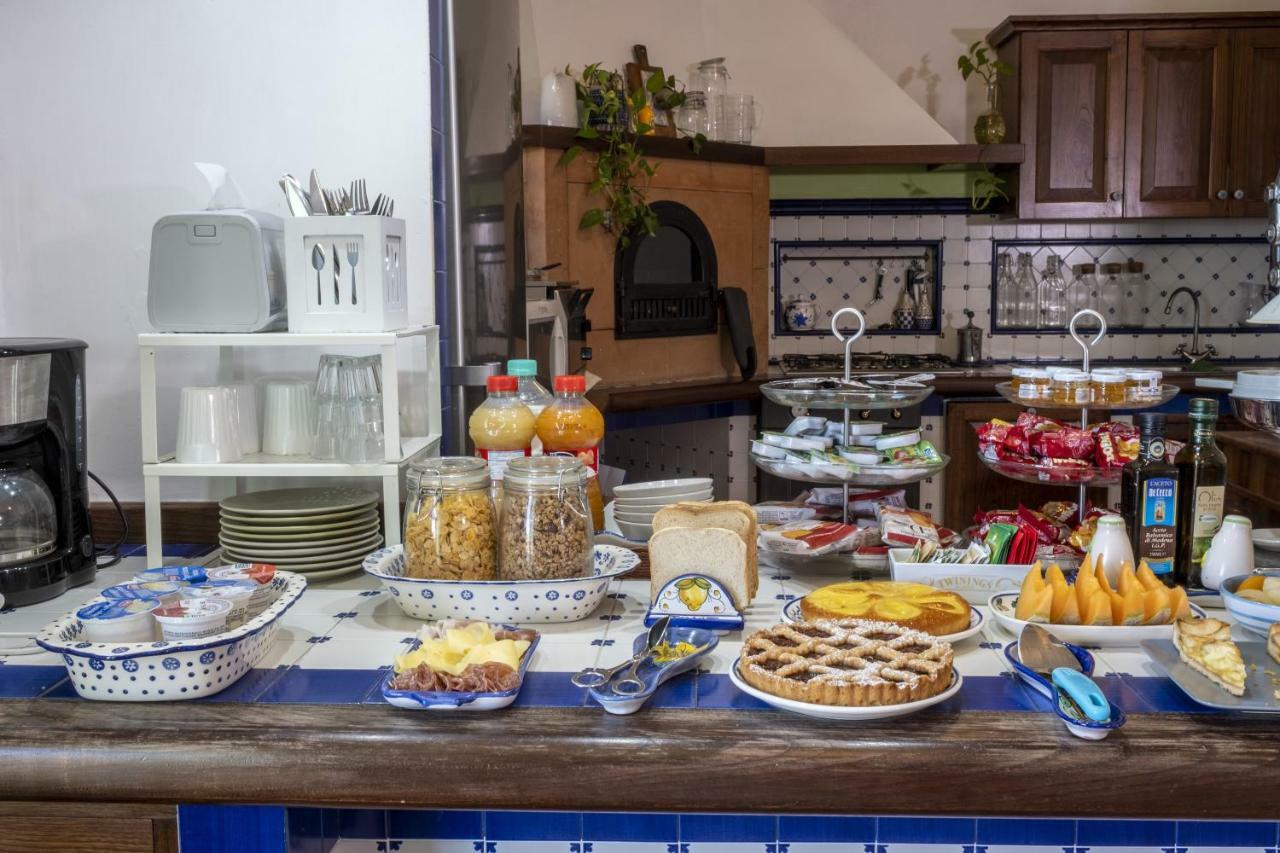 Villa Monica B&B Sorrento Kültér fotó